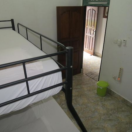Lemon House Hostel Padangbai  Exterior photo