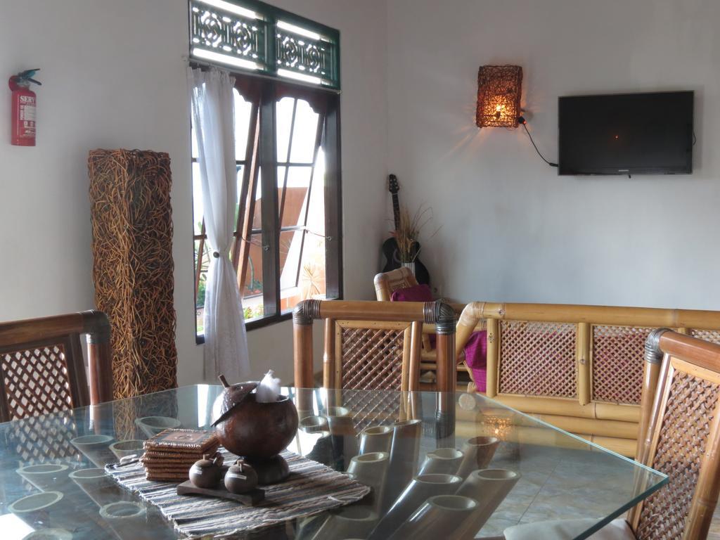 Lemon House Hostel Padangbai  Exterior photo